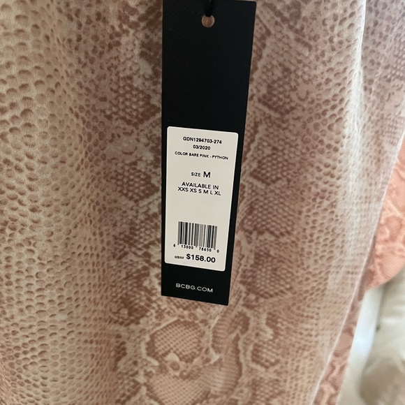 BCBG Max Azria peasant snakeskin blouse, NWT, size M. - Picture 3 of 6